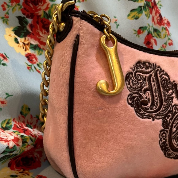 Juicy Couture Y2K Vintage Pink Velour Purse - Picture 6 of 12